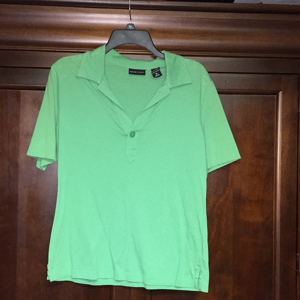 New York and company green polo half sleeve shirt
